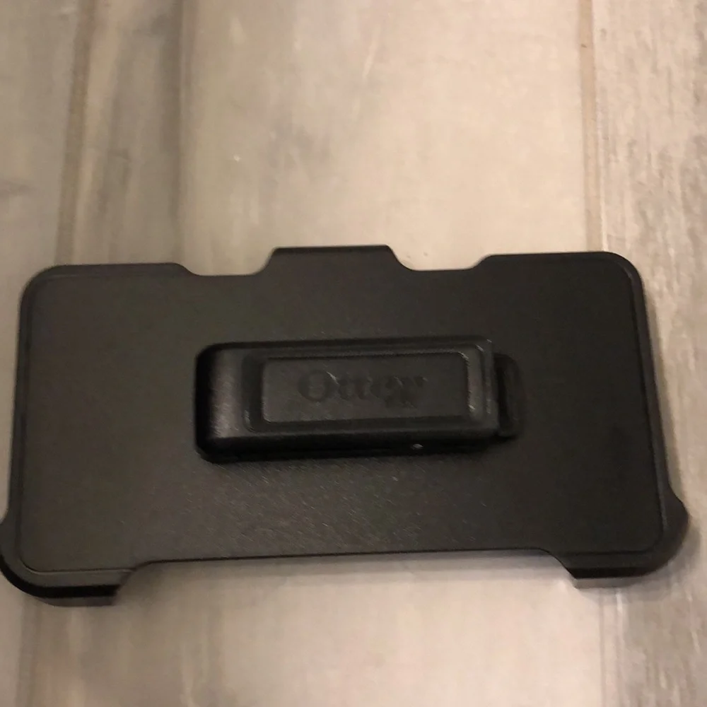 Otter Box phone Belt Clip M
